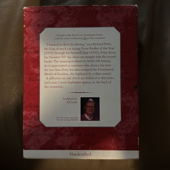 Hallmark Ornament 1998 Richard Petty Stock Car Nascar #2 in Series - Picture 2 of 4